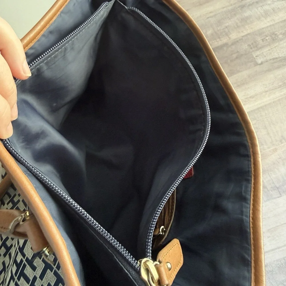 Tommy Hilfiger Large Handbag Brown/Cream - Used and in Amazing‎ Condition